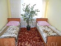 Гостевой дом "Шик": Комнаты с раздельными кроватями