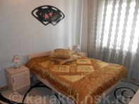 Двухкомнатная квартира по Третьякевича: Спальня, двуспальная кровать