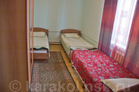 Гостиница "Сапар-Ордо": Трехместный номер, раздельные кровати