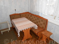 Однокомнатная квартира в Кашка-Суу: Кухня угловой столик