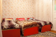 Гостевой дом "Манас": Трехместный номер с раздельными кроватями
