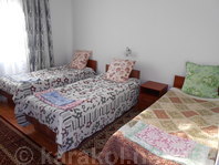Гостиница "Кыргызстан": Трехместный номер "Стандарт" с раздельными кроватями